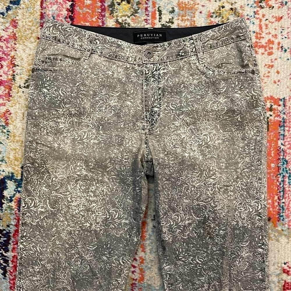Peruvian Collection Floral Pants - Picture 3 of 9